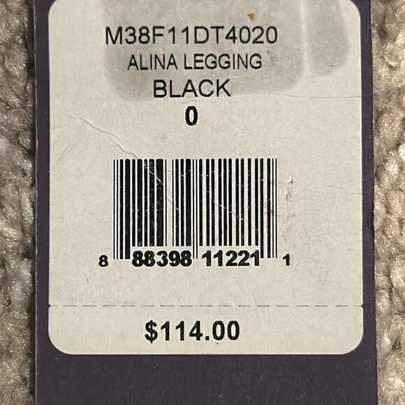 NYDJ Alina Skinny Black Leggings Sz 0 Super Sculpting Denim NWT - Picture 10 of 10